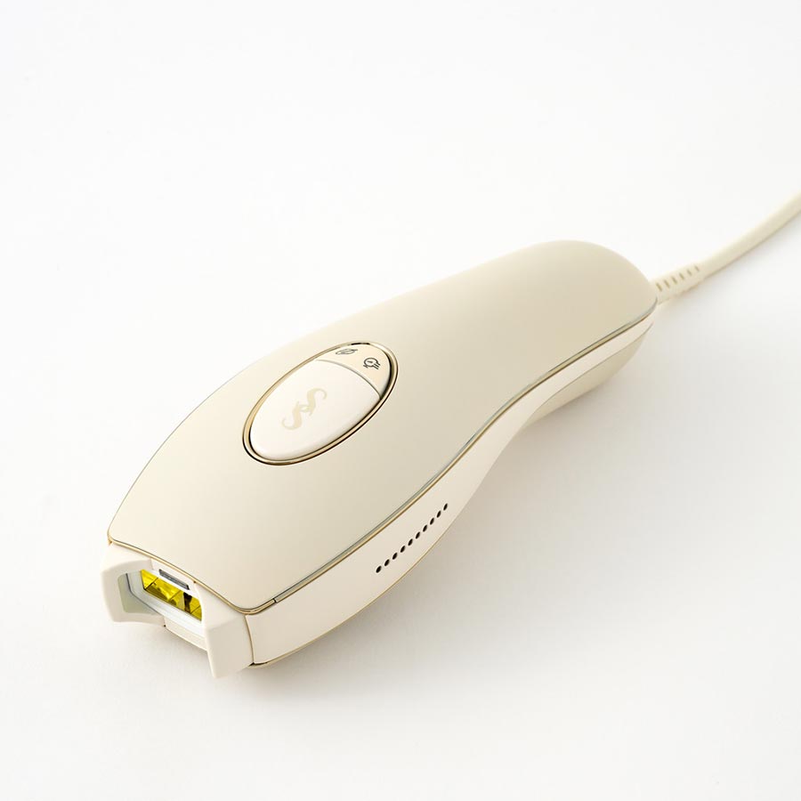 SmoothSkin Pure Adapt IPL hair removal device